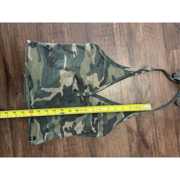 True Religion Camo Halter Crop Top, Sz Medium - Picture 3 of 10